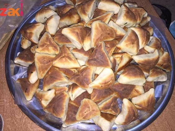 عجينة الفطائر و كل المعجنات و البيتزا زاكي Lebanese Recipes Recipes Desserts