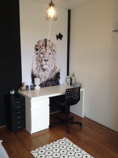 Stoere jongens slaapkamer met magneetbehang Leeuw large van Groovy ... Stoere jongens slaapkamer met magneetbehang Leeuw large van Groovy ...
