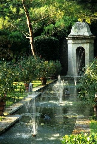 The Virtual Builder Le Mas Du Gres Provence France Constructed Mit Bildern Wasserspiel Garten Brunnen Pool Im The Virtual Builder Le Mas Du Gres, Enchanted Garden Water Fountain Parts Name