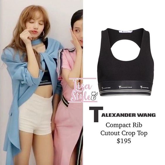 Many asked me for the necklace and..👀💕_____#BLACKPINK #블랙핑크 #LISA #리사 #LISAstyle #패션 #KANTIQUE14