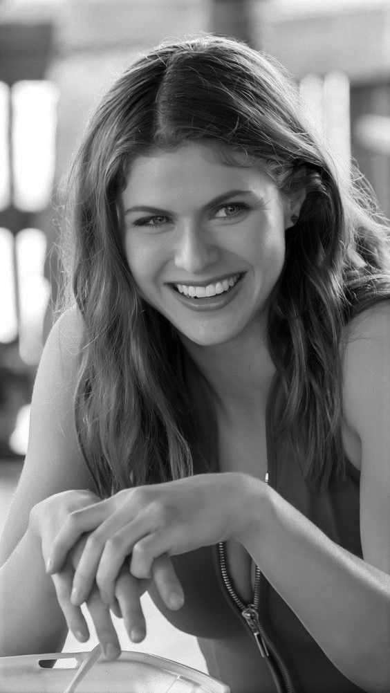 alexandra-daddario