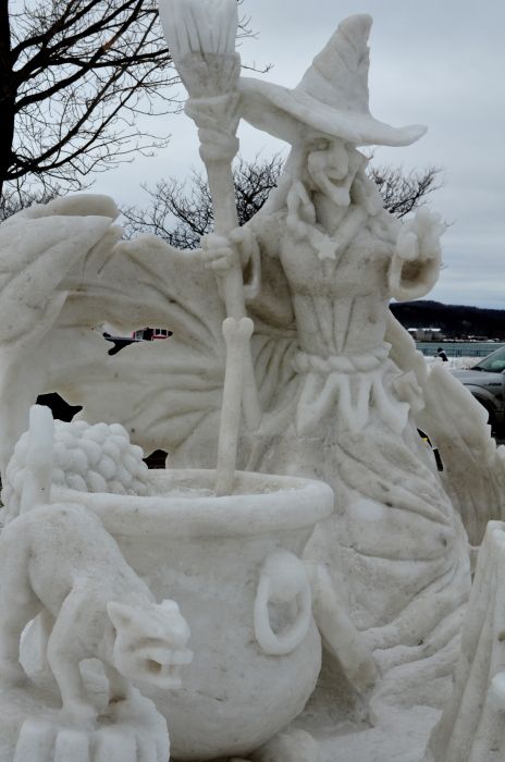 witch snow sculpture #snowSculpture #snow #winter #sculpture #horrorMovie