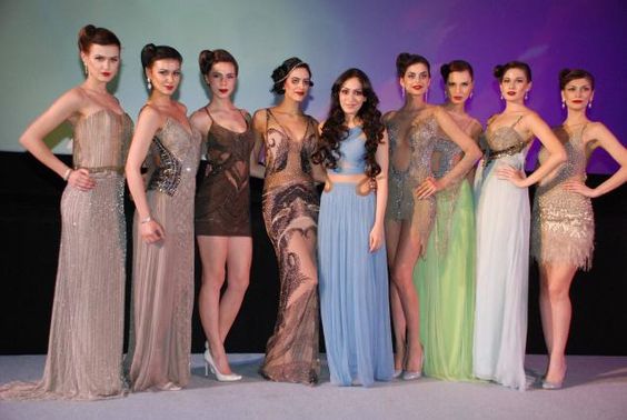 Khushali Kumar with the models at the show PVR Director\'s Cut