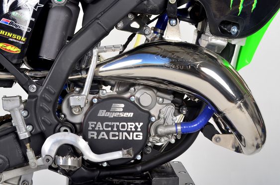 TWO-STROKE TUESDAY: C4 MX KX125 REBUILD | Dirt Bike Magazine