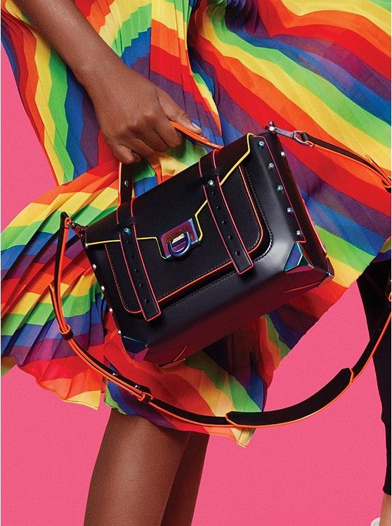 MICHAEL Michael Kors Sacoche Manhattan de Taille Moyenne en Cuir à ... MICHAEL Michael Kors Sacoche Manhattan de Taille Moyenne en Cuir à ...