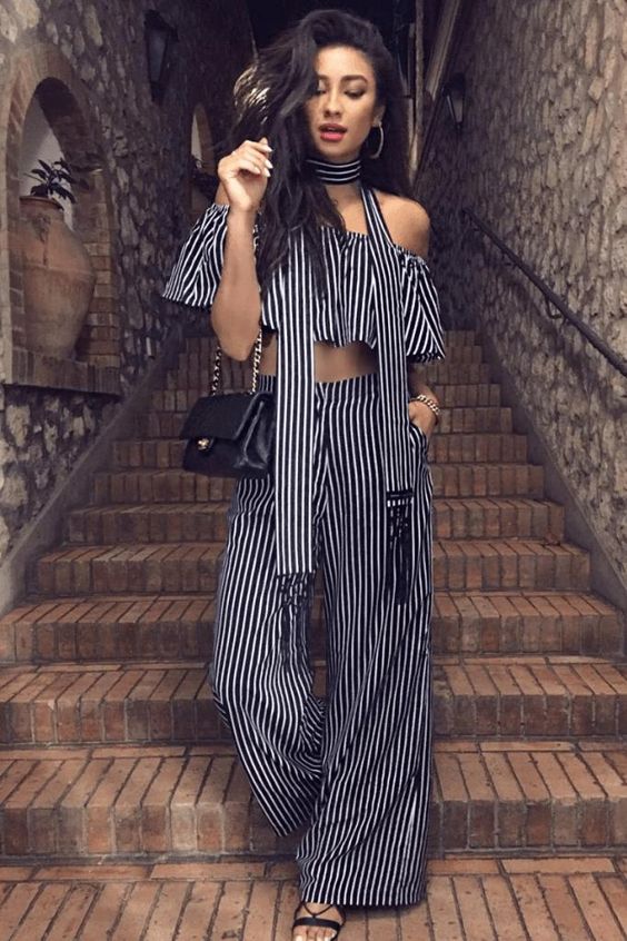 Shay Mitchell wearing Chanel Jumbo Flap Bag, House of Harlow 1960 Bree Crop Topâ¦