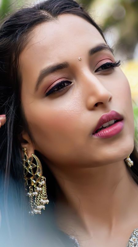 Srinidhi Shetty Wallpaper Download