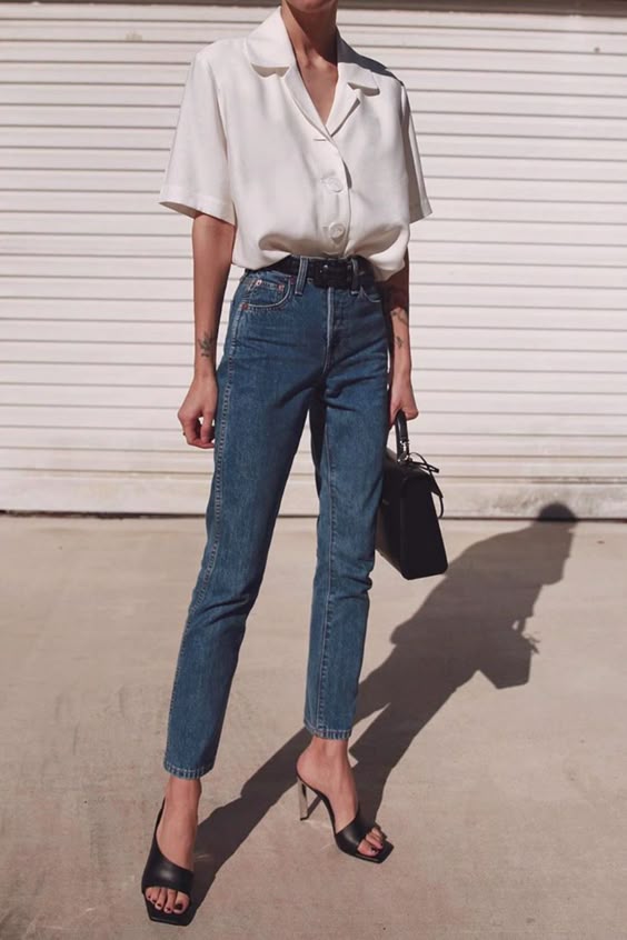 15+ Minimalistic Outfits For Spring #blue Blue jeans white shirt #minimal