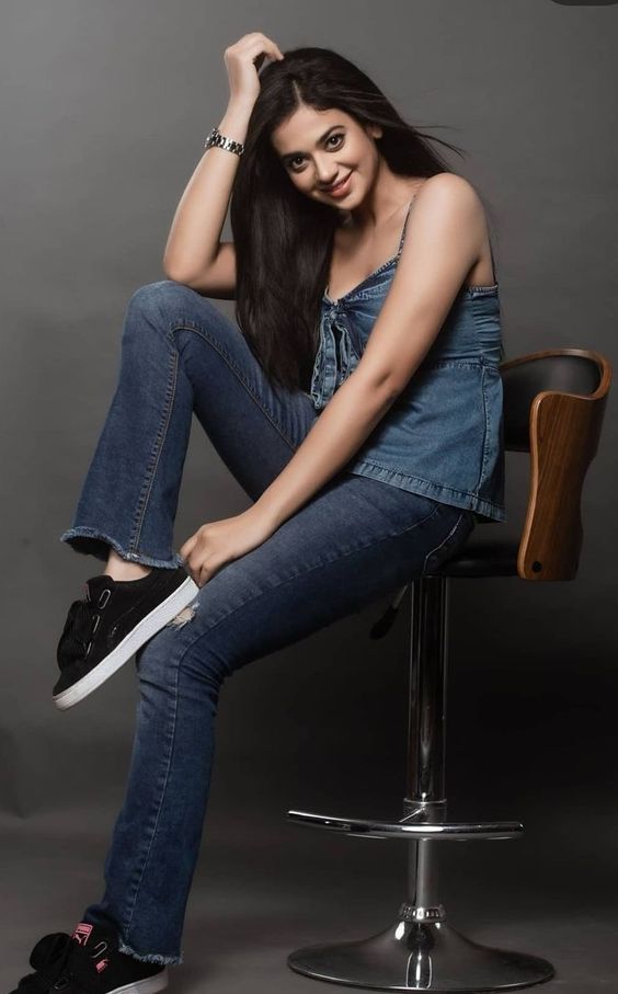 shruti-sharma-s**y