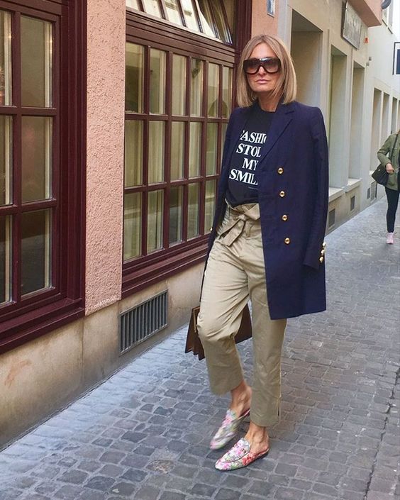 A. sur Instagram : FASHION STOLE MY SMILE! ________________________________________