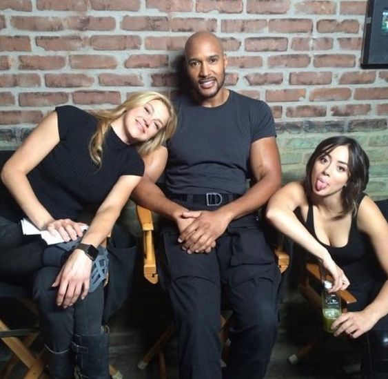 adrianne palicki, henry simmons and chloe bennet