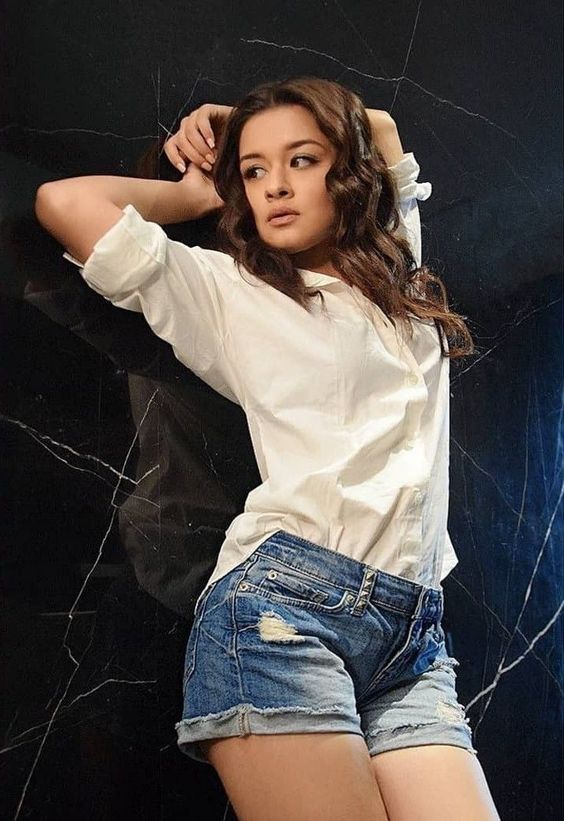 Featuring- Siddharth Nigam and Avneet Kaur Contains highly mature con… #romance #Romance #amreading #books #wattpad