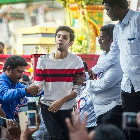 anirudh--ravichandar