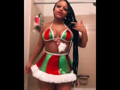 Emily ears twerking๐๐ - YouTube
