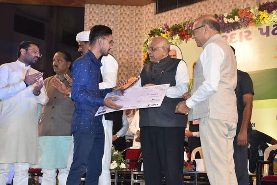Attended felicitation ceremony program under Abhivadan Parv-20 organised by Shri Sardar Patel Education Institute at Shauryavan Dhara Bhavena.
