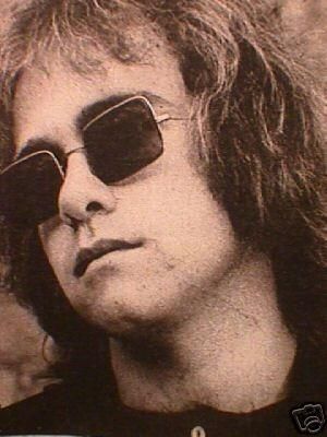 Elton John Photos 70s part 04