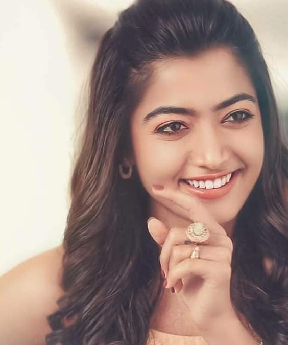 Rashmika Mandanna\u202f\u202fFull HD Foto Geeta Govidamb Movie