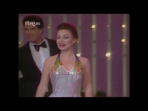 Paloma San Basilio 20 Grandes éxitos Sus Mejores Canciones Youtube Vestidos Formales Basilio Paloma