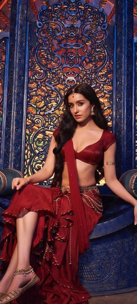 shraddha-kapoor-hot