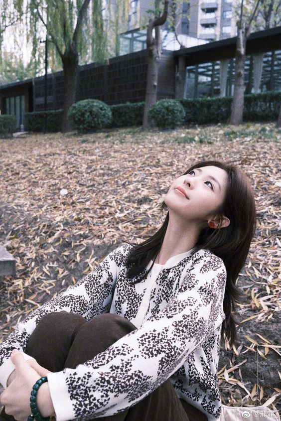 Xing Fei is all smiles | China Entertainment News