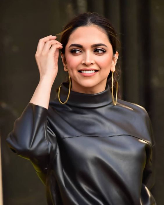 Deepika Padukone Is All Smiles As She Heads Out On A Promotional Spree For Chhapaak - HungryBoo