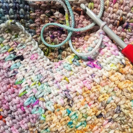 Single Crochet Join Coloring Pages I Love Speckled Yarn And Building A Blanket Square By Square Fabulous Hand Linen Stitch Yarn Crochet Yarn