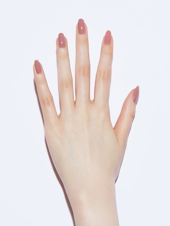 Best Nail Color for Pale Skin