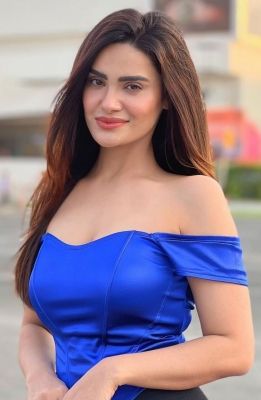 Sakshi Dwivedi opened up about her recent fight with show\'s host Sunny Leone in which the latter got furious and asked Sakshi to take her place.