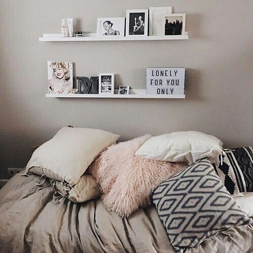Buona Notte Goodnight Night Nighttime Buonanotte Sleep Sleeptime Sleepy In 2020 Floating Shelves Bedroom Diy Bedroom Decor For Teens Shelves In Bedroom