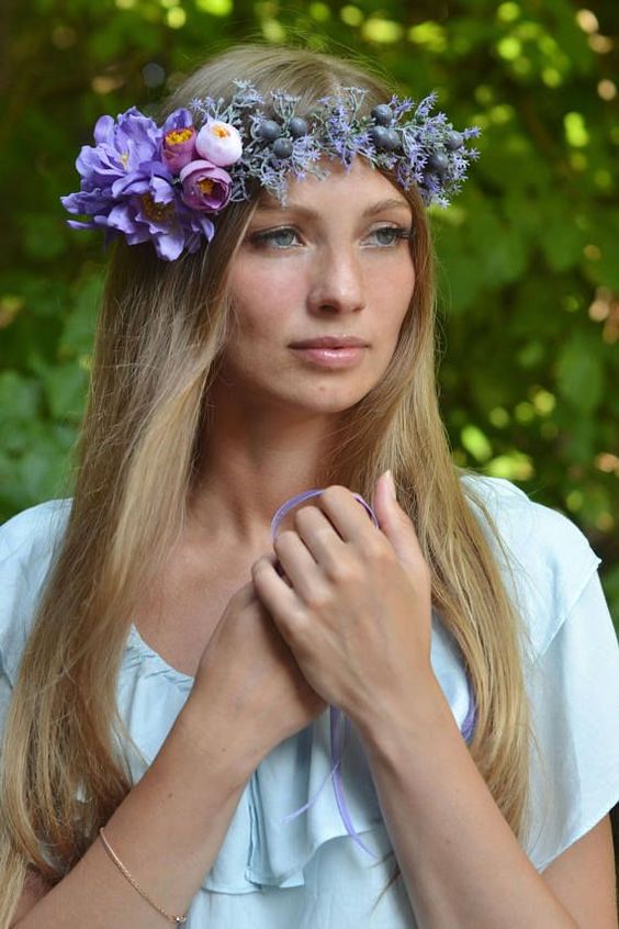 Floral crown Purple wedding halo berries crown woodland head wreath Lilac bridal hair wreath Boho bride halo tie back Ready to ship (1-3 days) This headpiece for your wedding day, photo shoots or any special occasion you can imagine. Perfect for a Rustic, Woodland , Boho wedding image Wreaths size is controlled by the satin ribbon. Each element is woven into the wreath with floral tape. materials: - fabric flowers - berries - satin ribbon - wire frame - floral tape - love Thank you for vi...