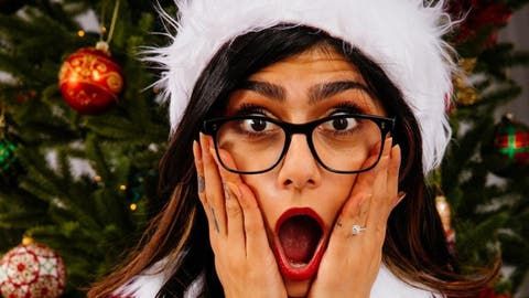 Two Zeros in 2020 Means More Boob Shots for Mia Khalifa! (Pictures) | Al Bawaba