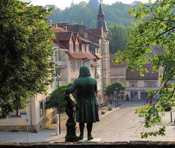 #Bachdenkmal • #Eisenach • #Thüringen / #Thuringia • #Deutschland / #Germany