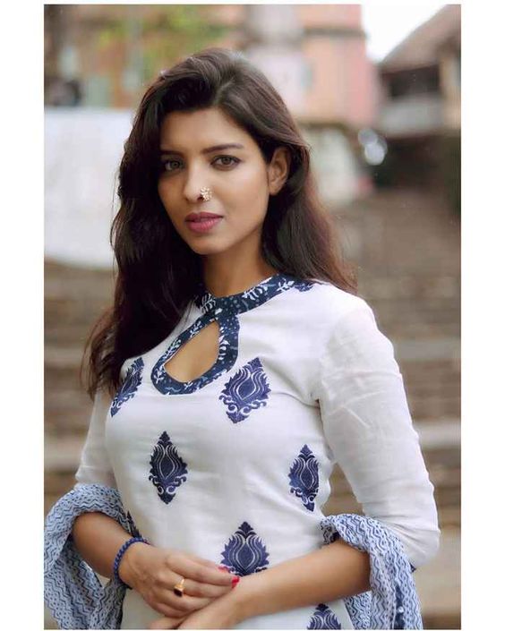Riya Deepsi Maurya Net Worth, Affairs, Height, Age, Bio and More
