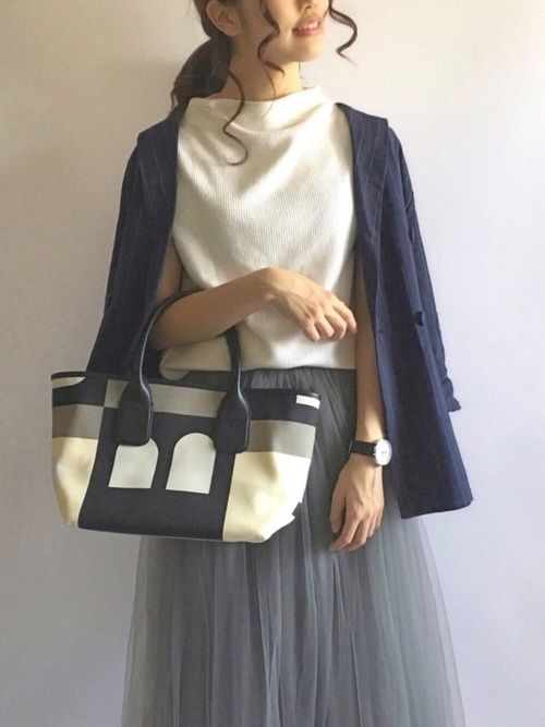 ずん Ballyのトートバッグを使ったコーディネート Wear 50歳ファッション ファッション ファッションコーディネート ずん Ballyのトートバッグを使ったコーディネート Wear 50歳ファッション ファッション ファッションコーディネート