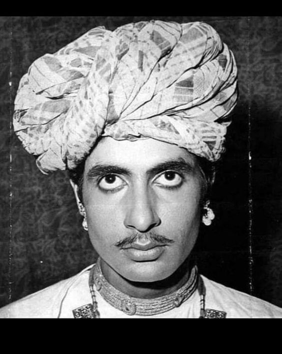 old-movie-photo-bollywood-movie