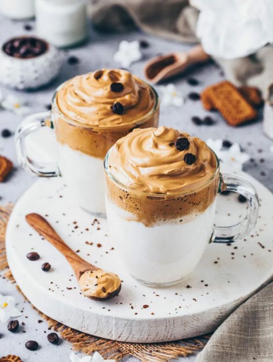 Dalgona Coffee