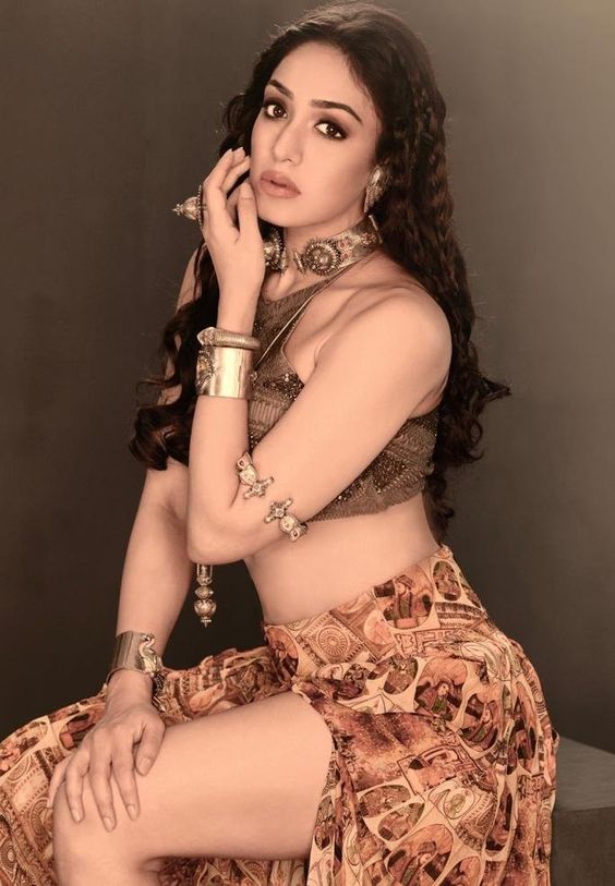 khushali-kumar