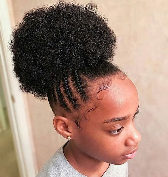 Kids with natural hairstyles