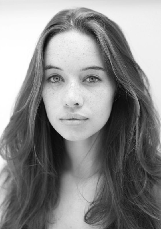 anna popplewell. beautiful black & white photo.