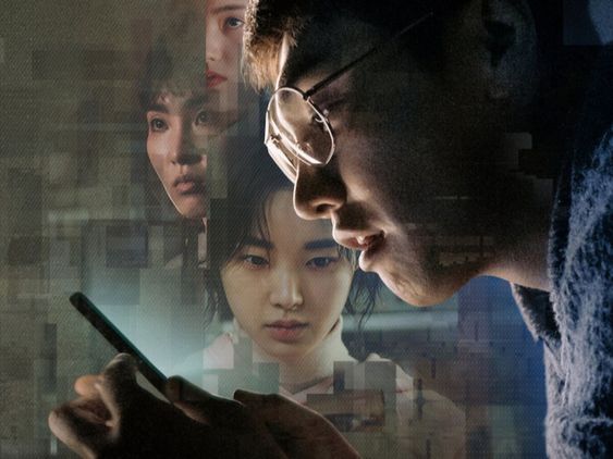 Netflix vient de dévoiler la série psychologique Somebody, un thriller sud-coréen qui risque de vous faire passer l\'envie d\'utiliser des applications de rencontre...
