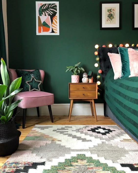 Filling a home (or a room or two) with dark paint colors isnât easy, but the striking, moody final look may make the risk worth itâand with these