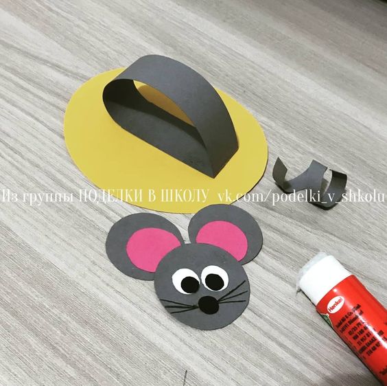 ПУЗЁНЫШ в Instagram: «Новогодняя аппликация — «Новогодняя мышка 2020» 🐭🎄 Из группы @kidscraftart ____________________________ ПУЗЁНЫШ #поделка #поделкадетьми…»