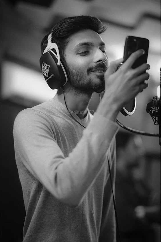 anirudh--ravichandar