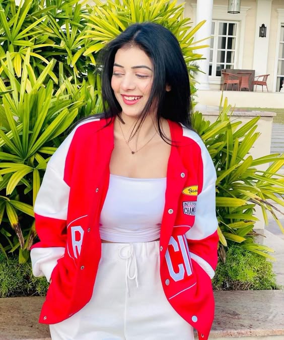 neha-jethwani-hot