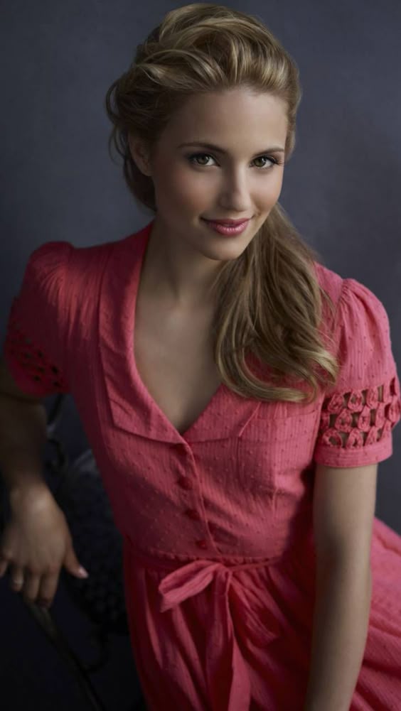 Dianna Agron Wallpaper by rama_subramani - 56 - Free on ZEDGE™