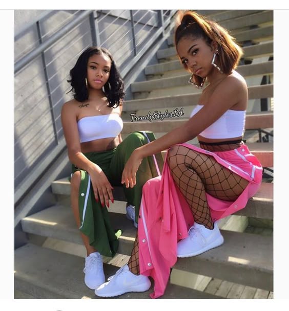 YouTube: Zakia Chanell pinterest: elchocolategirl instagram: elchocolategirl Snapchat: elchocolategirl (Subscribe & follow to me lovesâ¤ï¸)