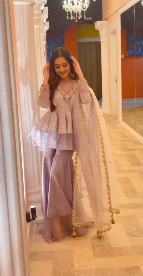 Had she started doing tv shows or is she doing something related to it?🥺♥️♥️