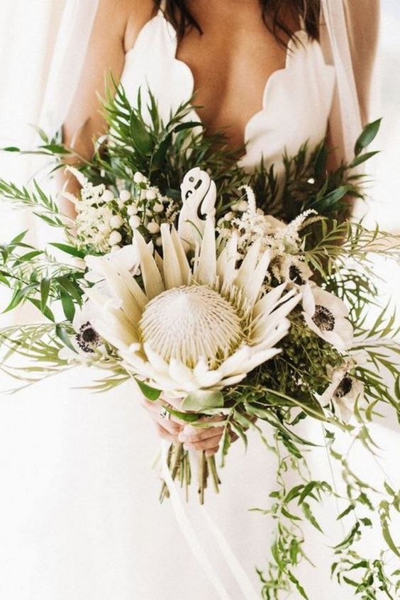 Gorgeous Bridal Bouquet At Peninsula Wild Flower And King Protea Protea Wedding Protea Bouquet Wedding Wedding Bouquets