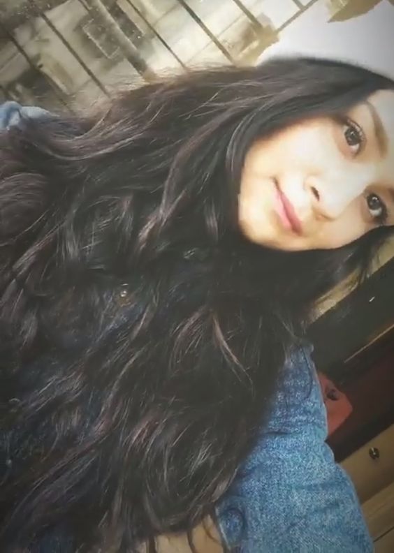 avneet-kaur-s**y-yoga
