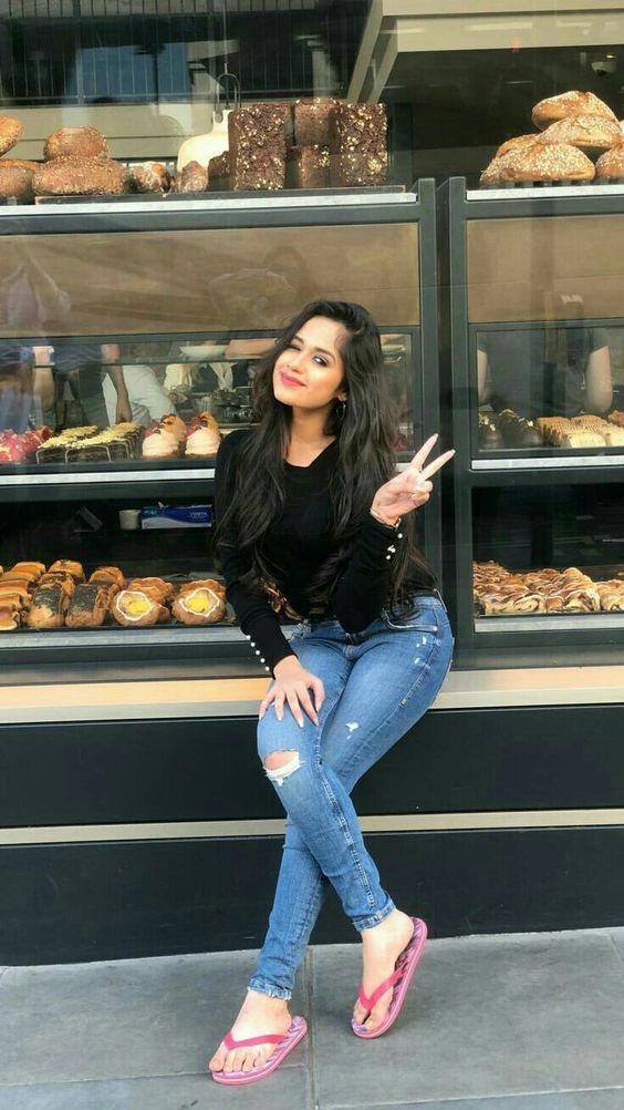 jannat-zubair-bikini-s**y